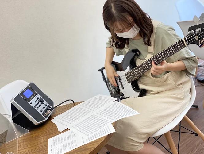 MUZYXのベースレッスンのイメージ